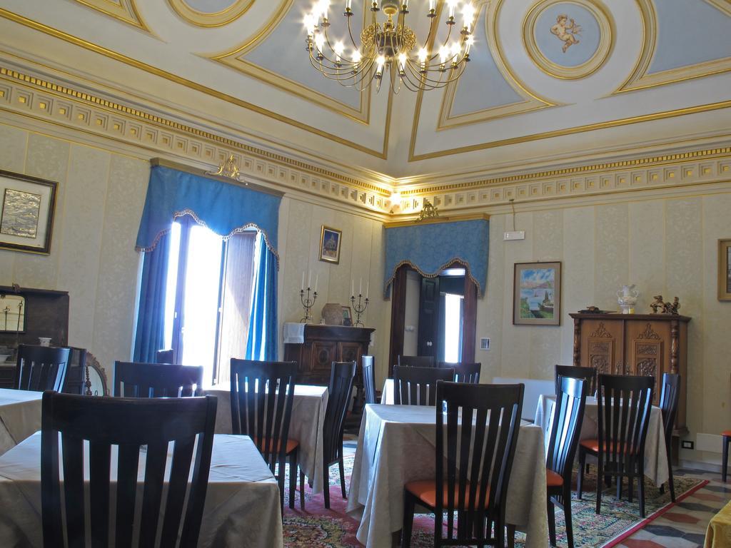 Palazzo Diamante * Calascio